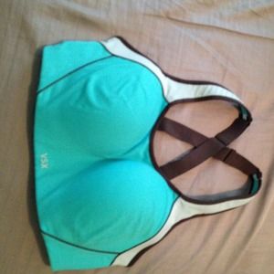 VS sports bra
