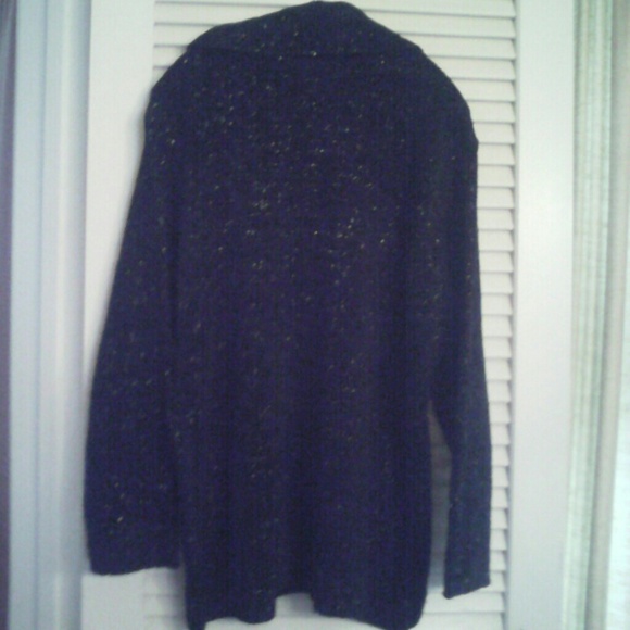 Sweater - Picture 2 of 3