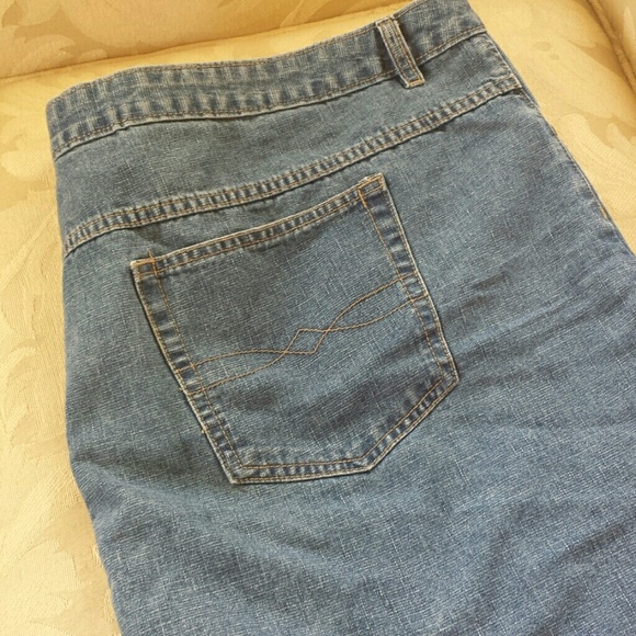 **SOLD ON MERCARI** Jean skirt - Picture 3 of 3
