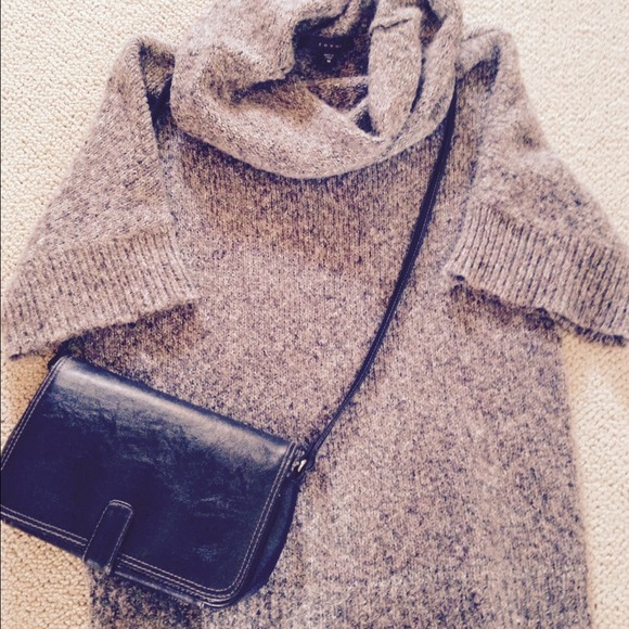 🚫SOLD in bundle Brown Tweed color sweater