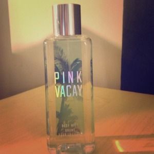 Brandnew Pink Vacay body mist - Victoria secrets