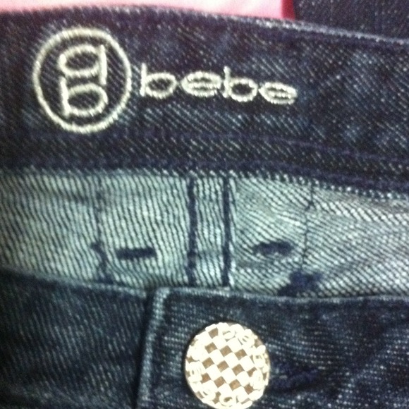 bebe jeans in nice material soft to your skin. - Picture 2 of 4