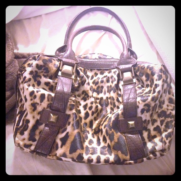 Jessica Simpson Cheetah bag 💖 - Picture 1 of 4