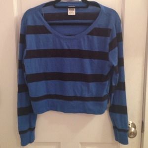 VS striped top