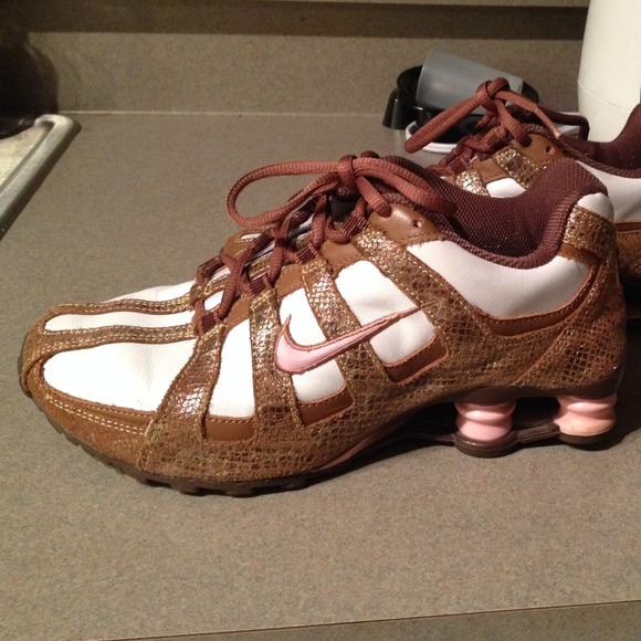 Limited Edition Nikes! Sz8