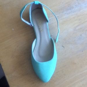 Tiffany blue pointed toe flats
