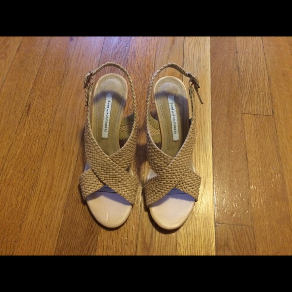 New Tan Diane von Furstenberg Sandals