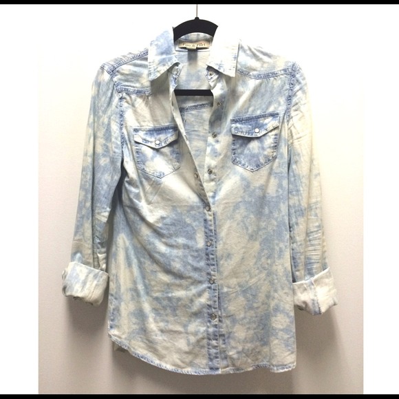 Acid Wash Chambray Button Up - Picture 1 of 3