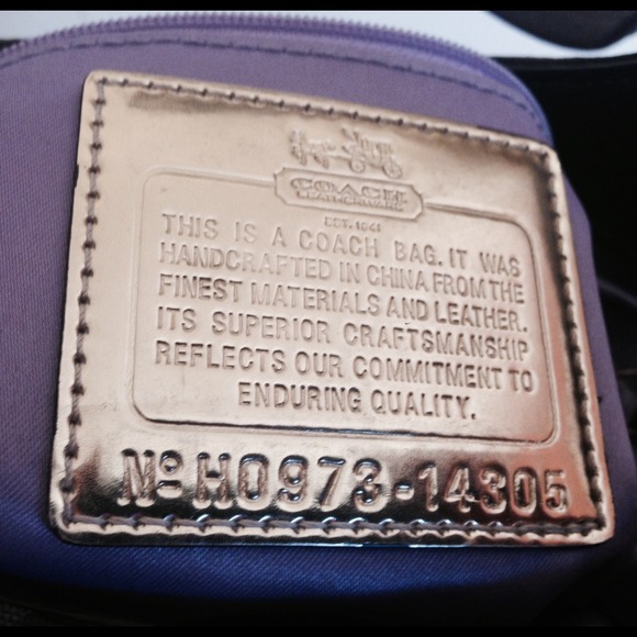 SOLD COACH SIGNATURE CHOCOLATE BROWN SATCHEL - Picture 3 of 3