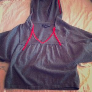 Knitted crop top with hoodie