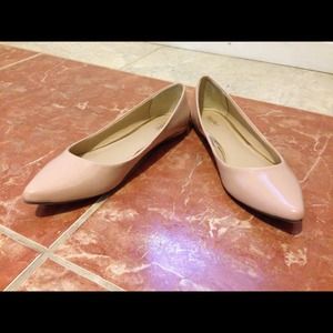 Mossimo nude point toe flats