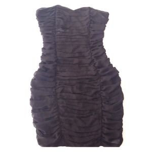 LBD (Little Black Dress)