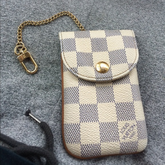 Louis Vuitton wallet/pouch