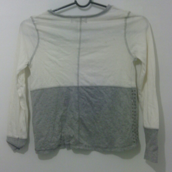 Sweater - Picture 3 of 4