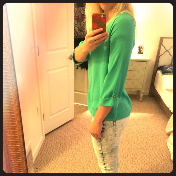 Mint Green 3/4 sleeve top