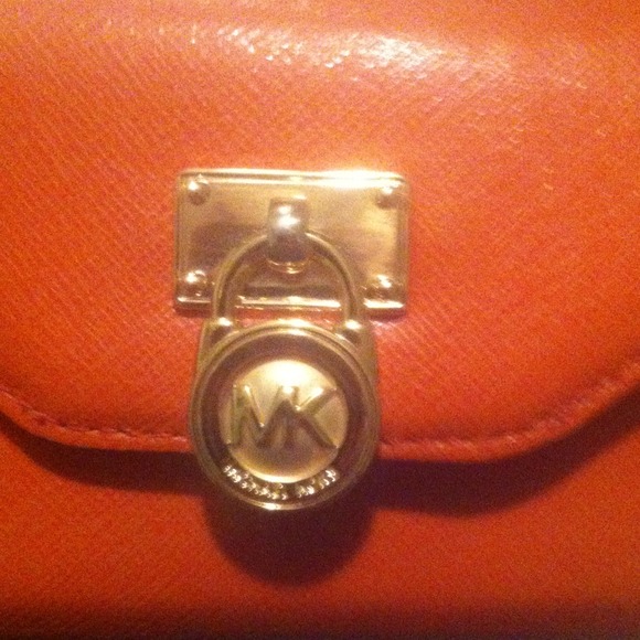 Orange Michael kors wallet - Picture 2 of 3