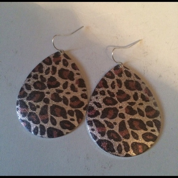 Leopard earrings