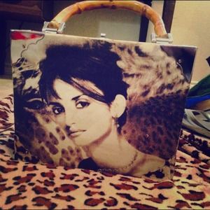 Cigar box purse -Penelope Cruz &Marlbara