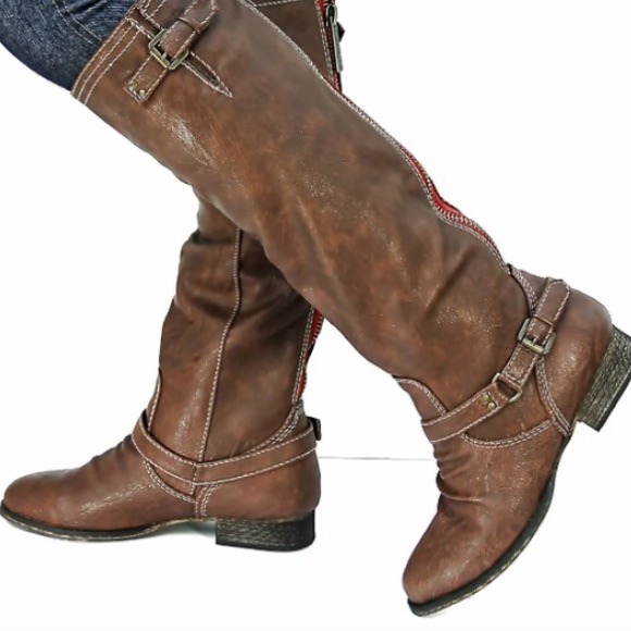 Red Zipper Boots ❤️ - Picture 2 of 3