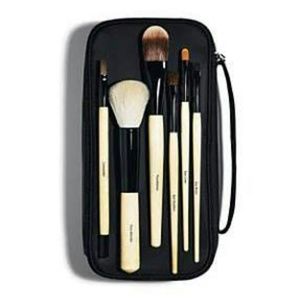 Bobbi Brown makeup brushes