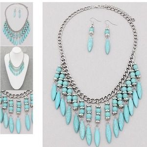 Demi Precious stone long Bead Dangled Necklace Set