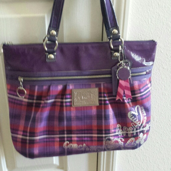 **SOLD**Coach poppy purple plaid tartan (large)