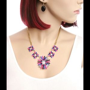 Necklace and earring set Nwt