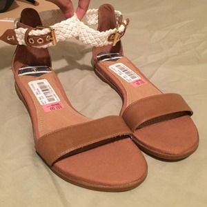 Sperry sandals