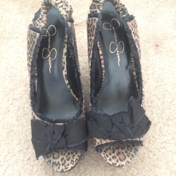 Leopard wedges
