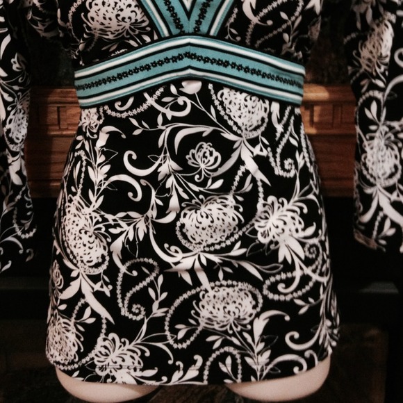 Top - Picture 4 of 4