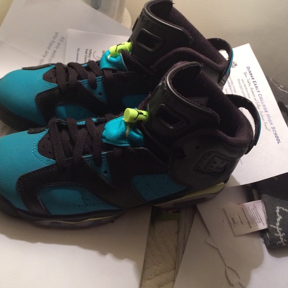 Air Jordan's SOLD - Picture 2 of 4