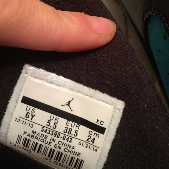 Air Jordan's SOLD - Picture 3 of 4