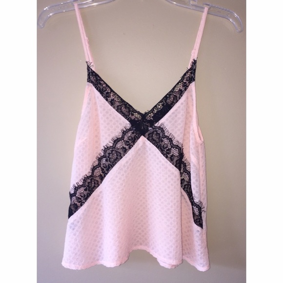 ASTR Tops - NWOT Nordstrom Lace Camisole💗