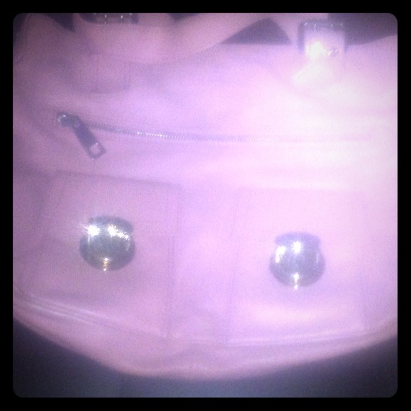 Marc Jacobs leather bag.