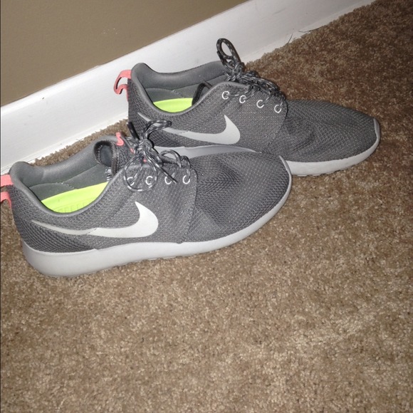Nike shoes