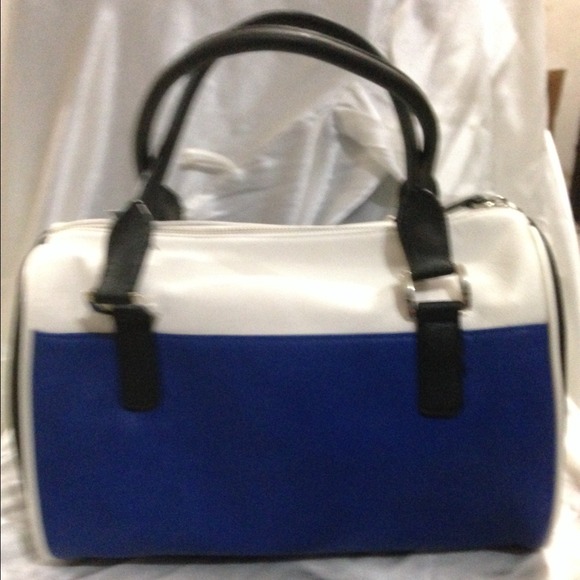 SOLD in Bundle.Express color block hand bag - Picture 2 of 3