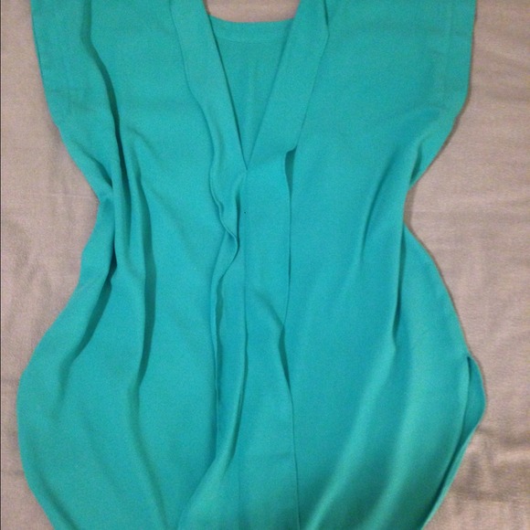 Forever 21 Teal w Navy detail top