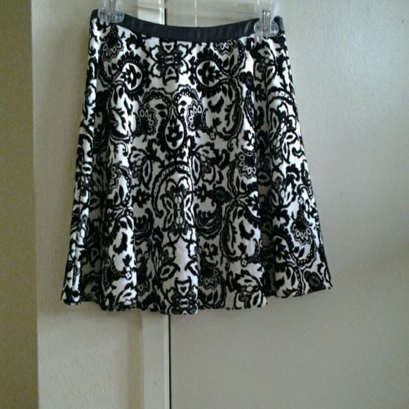 Forever 21 skater skirt