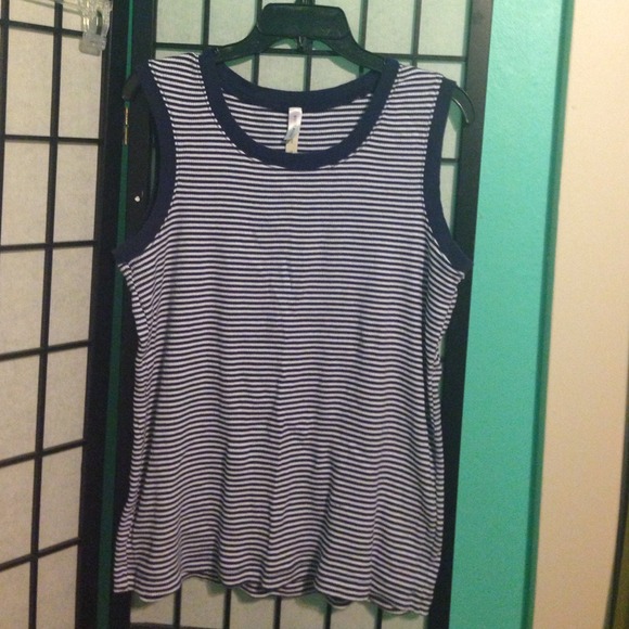 Blue & white top