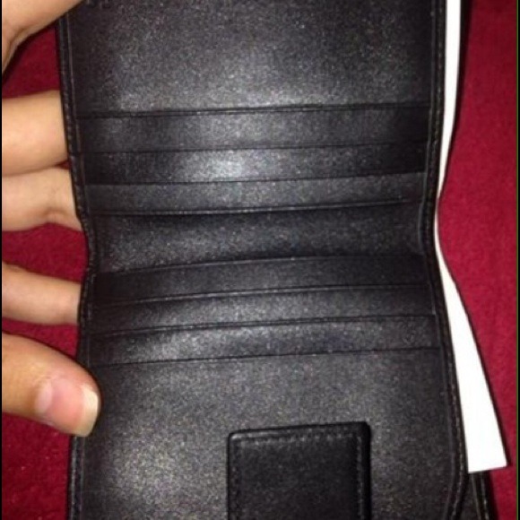 G wallet black dot brand new - Picture 3 of 4