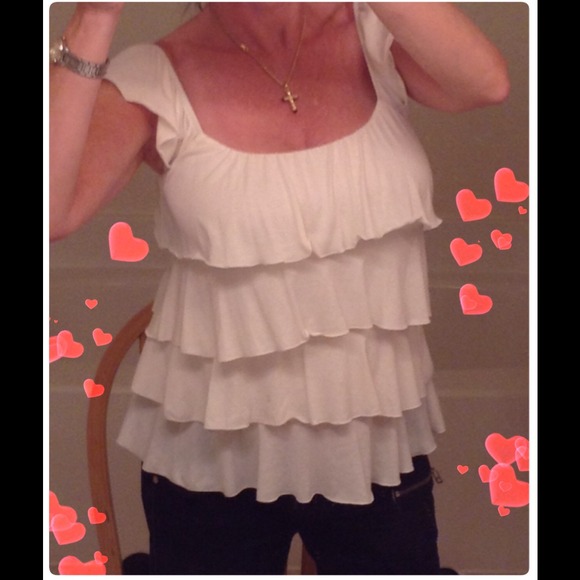 Ivory ruffle top, from Express😍😍