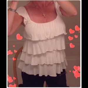 Ivory ruffle top, from Express😍😍