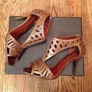 BCBGMaxAzria Open Toe Gold Pump Heels