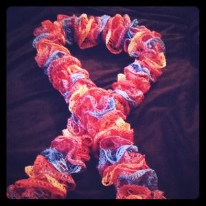 Ruffle scarf