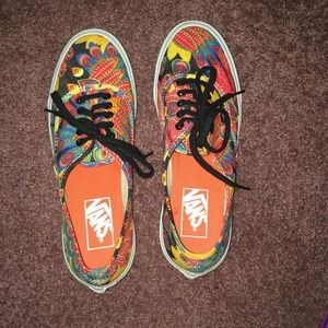 Patterned tropical vans🌊🌺