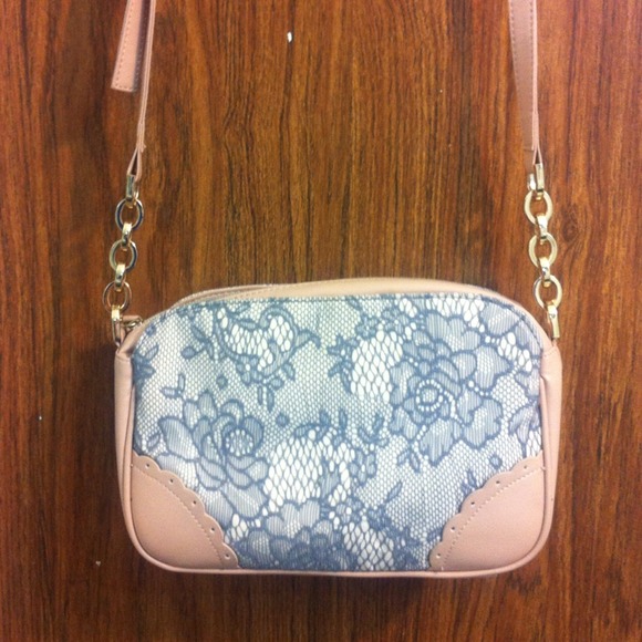 Crossbody purse/bag