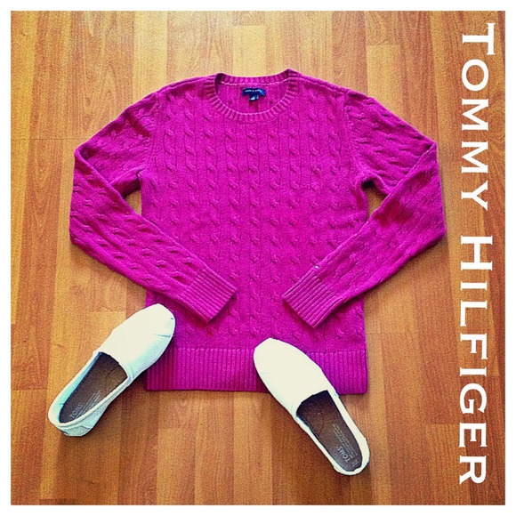 Tommy Hilfiger Sweaters - Tommy Hilfiger Berry Cable Knit Crewneck Sweater