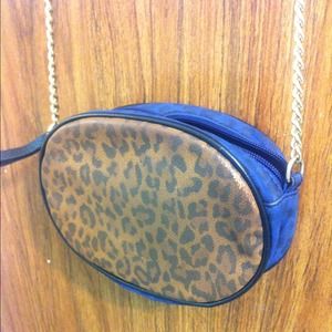 H&M cheetah print crossbody purse/bag