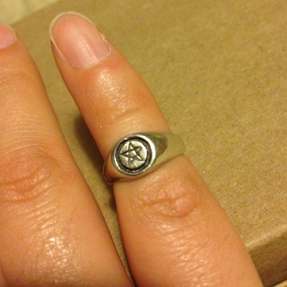 Unknown Jewelry - Sterling Silver pentagram toe ring