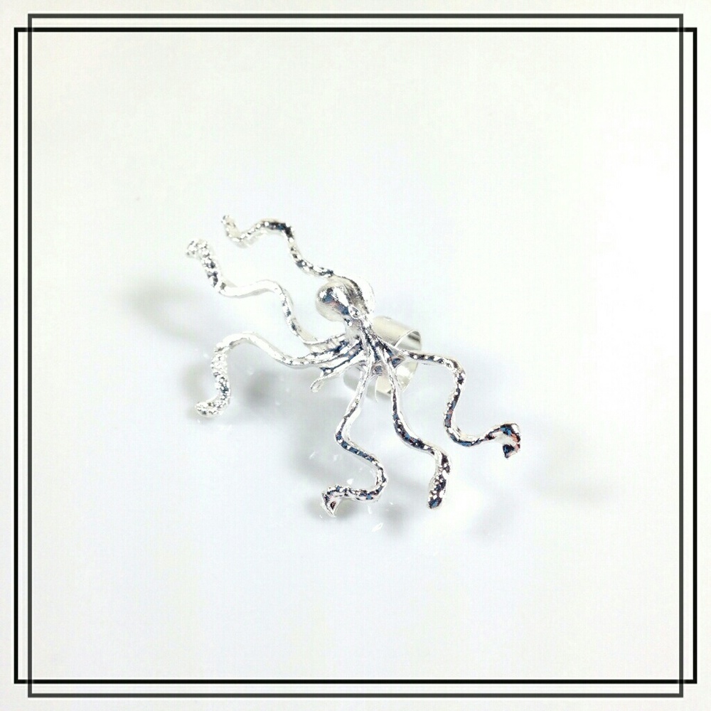 Silver Kraken Ear Cuff